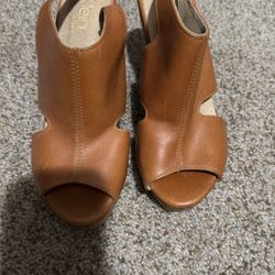 Women’s Sandals 