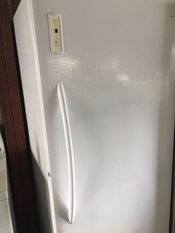 22 cu ft stand up freezer