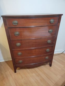 Upright  dresser