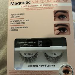 Eyelashes 