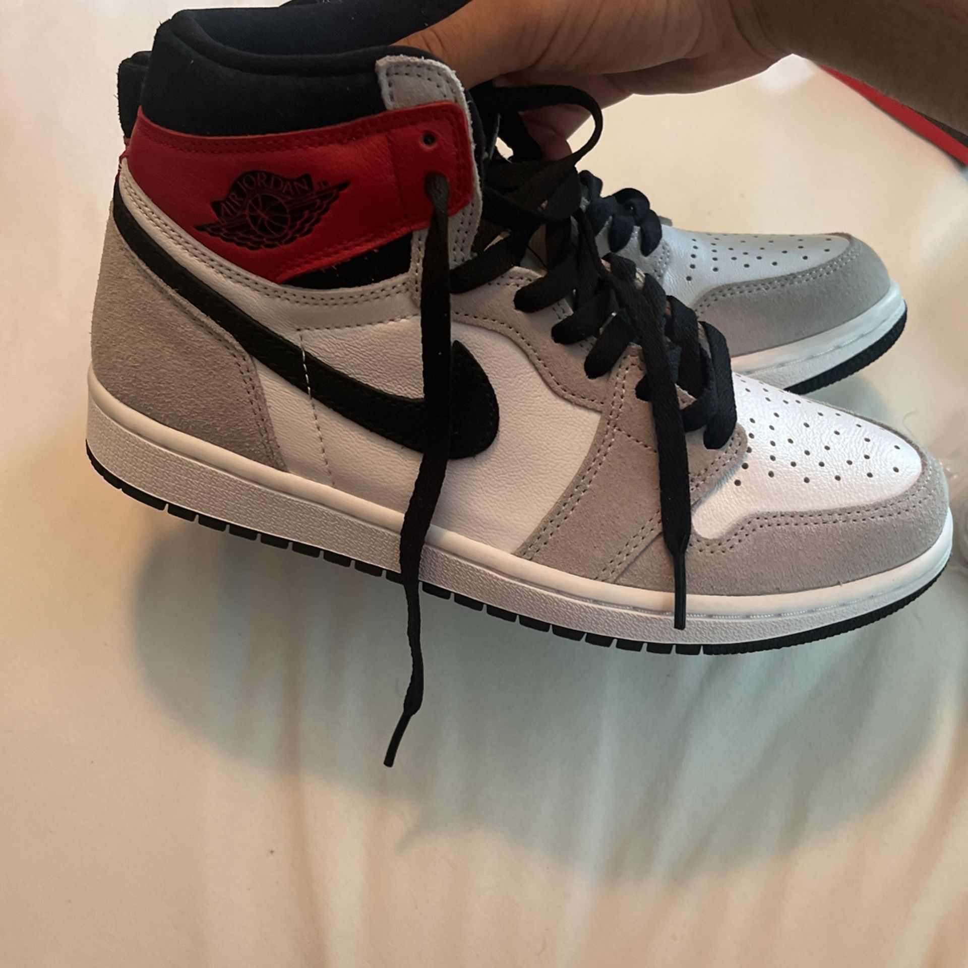 JORDAN 1 SMOKE GREY SIZE 8, NEED GONE