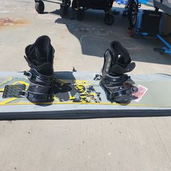 154 Snowboard BOOTS and BINDINGS