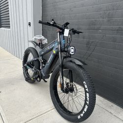 BRAND NEW Dual Battery E-Bike