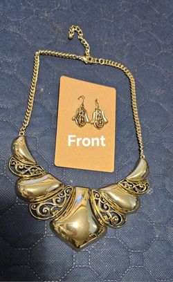 Necklace & Earrings Set