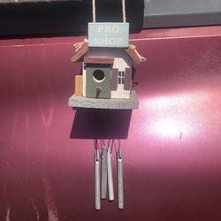 Pro Shop Birdhouse w/Chimes Read Description 
