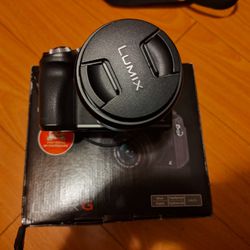 Panasonic Lumix DMC-G7 Mirrorless Camera With 14-42mm Lens 4K WiFi 