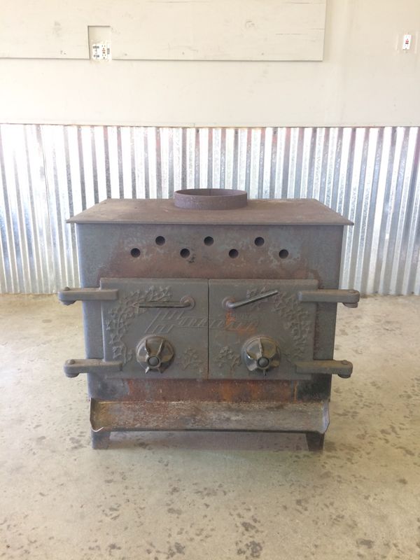 Hurricane wood burning stove for Sale in Snohomish, WA OfferUp