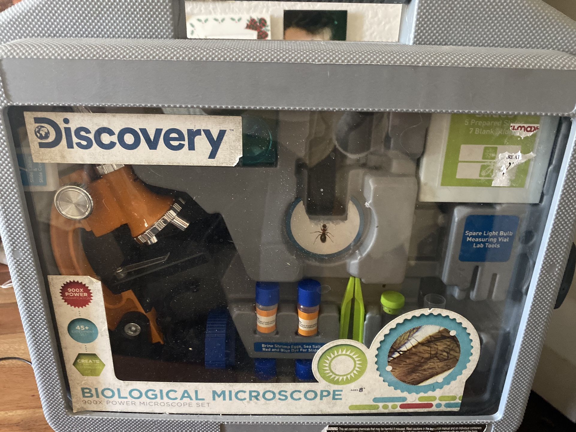Discovery Microscope