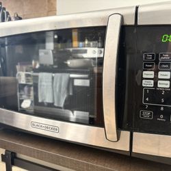 Black+Decker Stainless Steel Microwave – $30