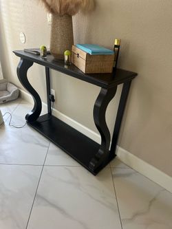 Entry accent table