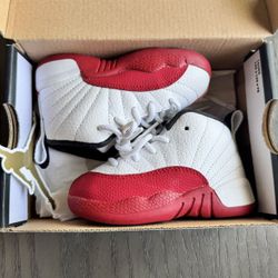Nike Air Jordan 12 cherry