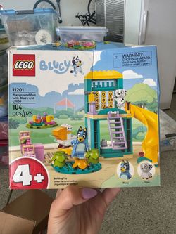 LEGO Bluey Playground Fun with Bluey and Chloe 11201
