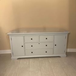 Light Grey Dresser 