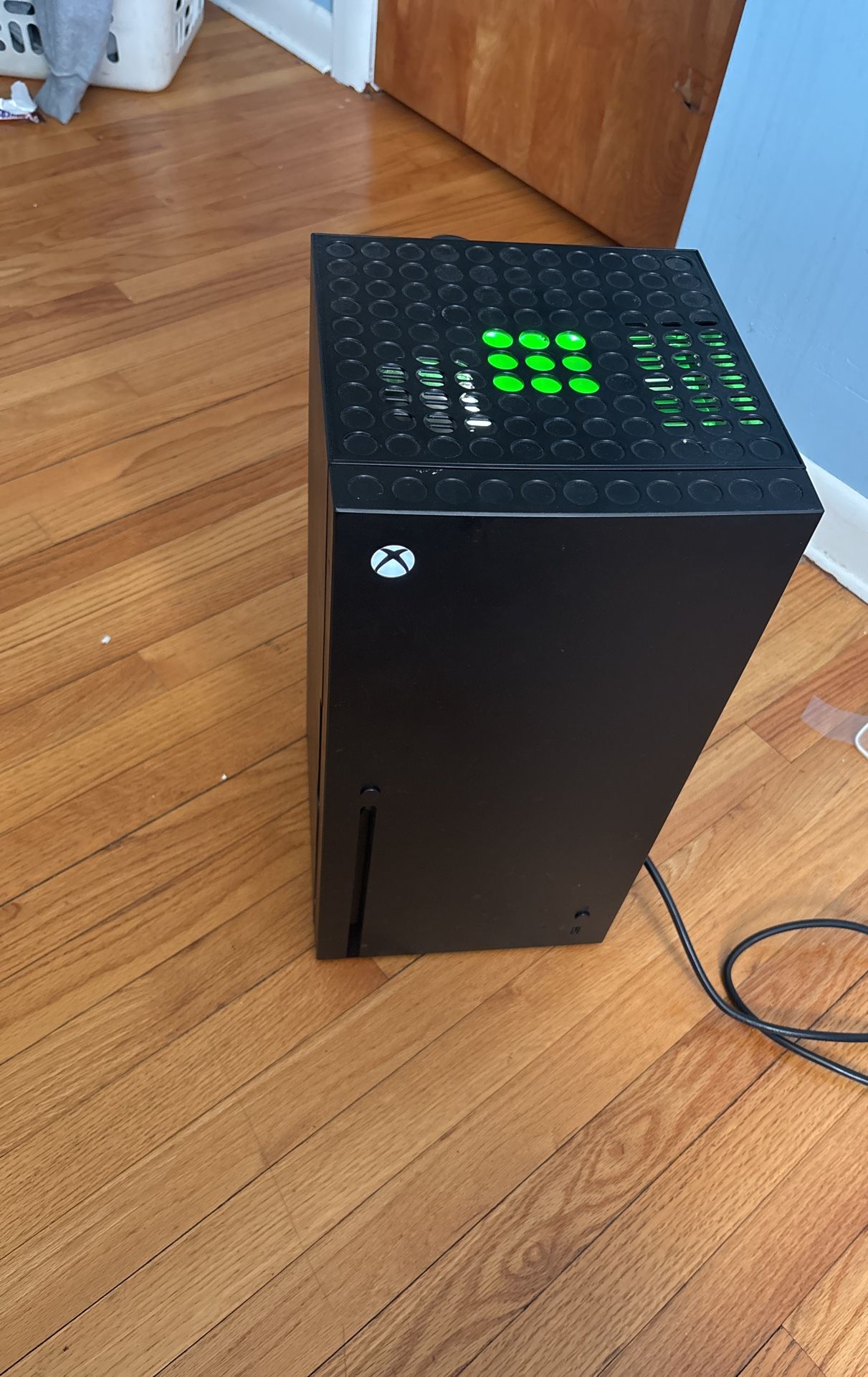 Mini fridge