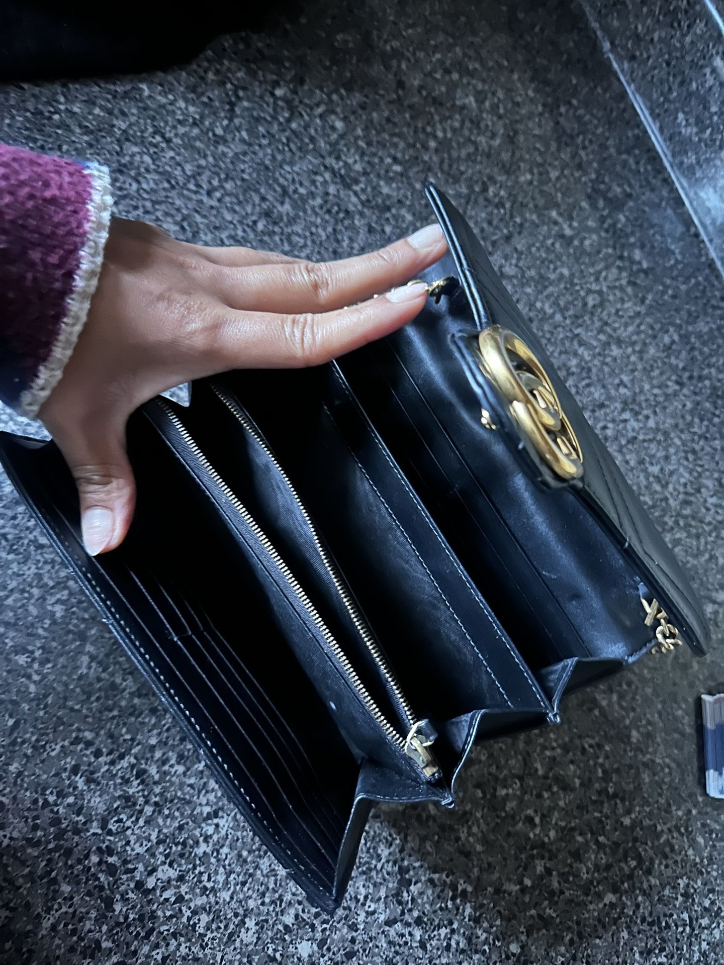 Gucci Wallet Purse $250