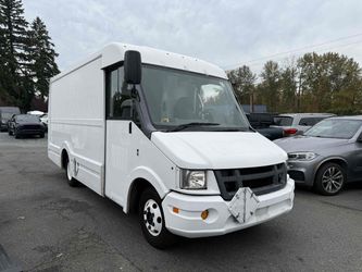 2014 Isuzu Commercial Van