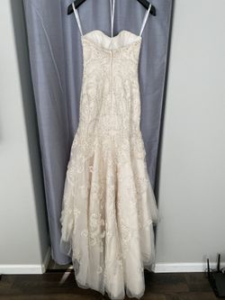 Lace beaded Strapless Trumpet Wedding Gown for Sale in Antioch, CA - OfferUp