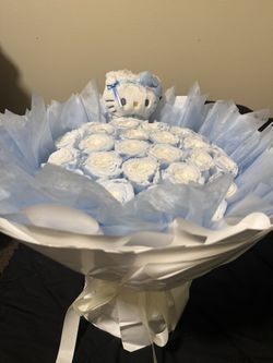 Blue/ White Hello Kitty Flower Bouquet 
