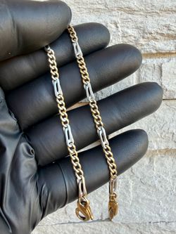 14k Figaro bracelet (Rare)