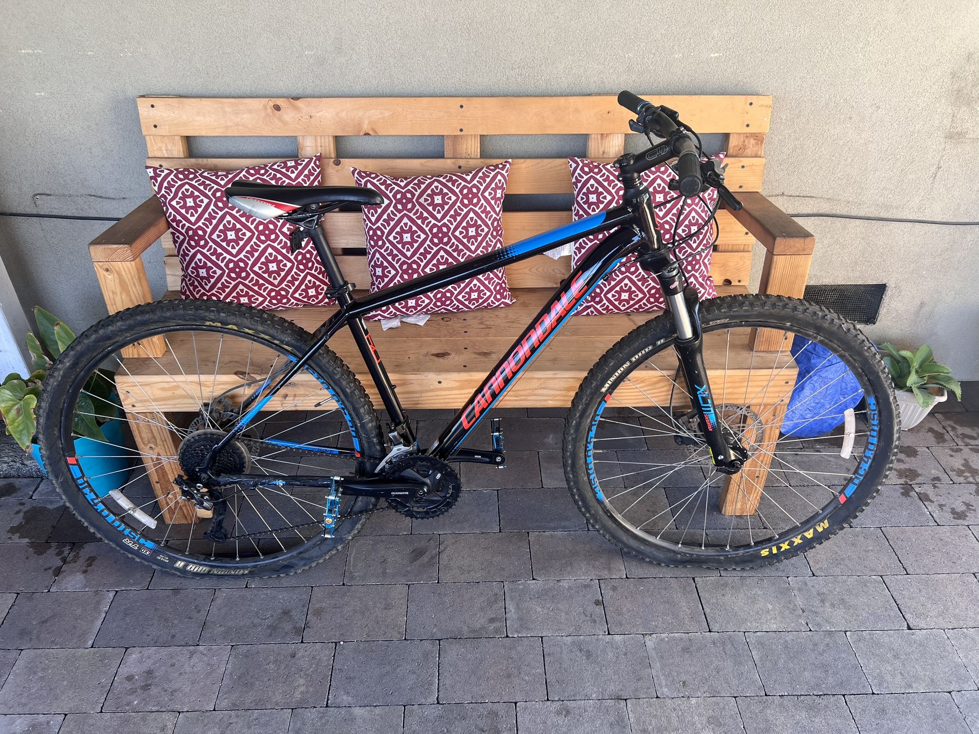 Cannondale Trail 5 Mountain Bike