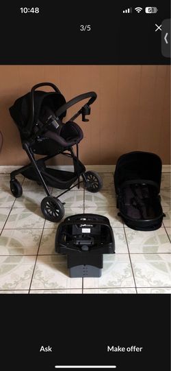 LIKE NEW EVENFLO PIVOT MODULAR TRAVEL SYSTEM STROLLER CAR SEAT AND BASSINET 3 IN 1