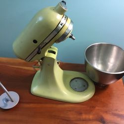  KitchenAid Mixer