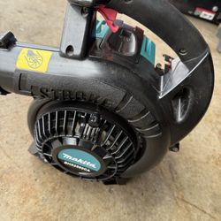 Makita Gas Leaf Blower 4 Stroke 