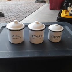  New 3. Pice Kitchen  Canisters Set.