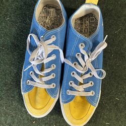 UCLA bruin Shoes Size 7