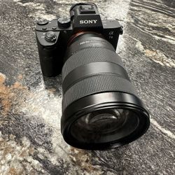 Sony G Master Lens