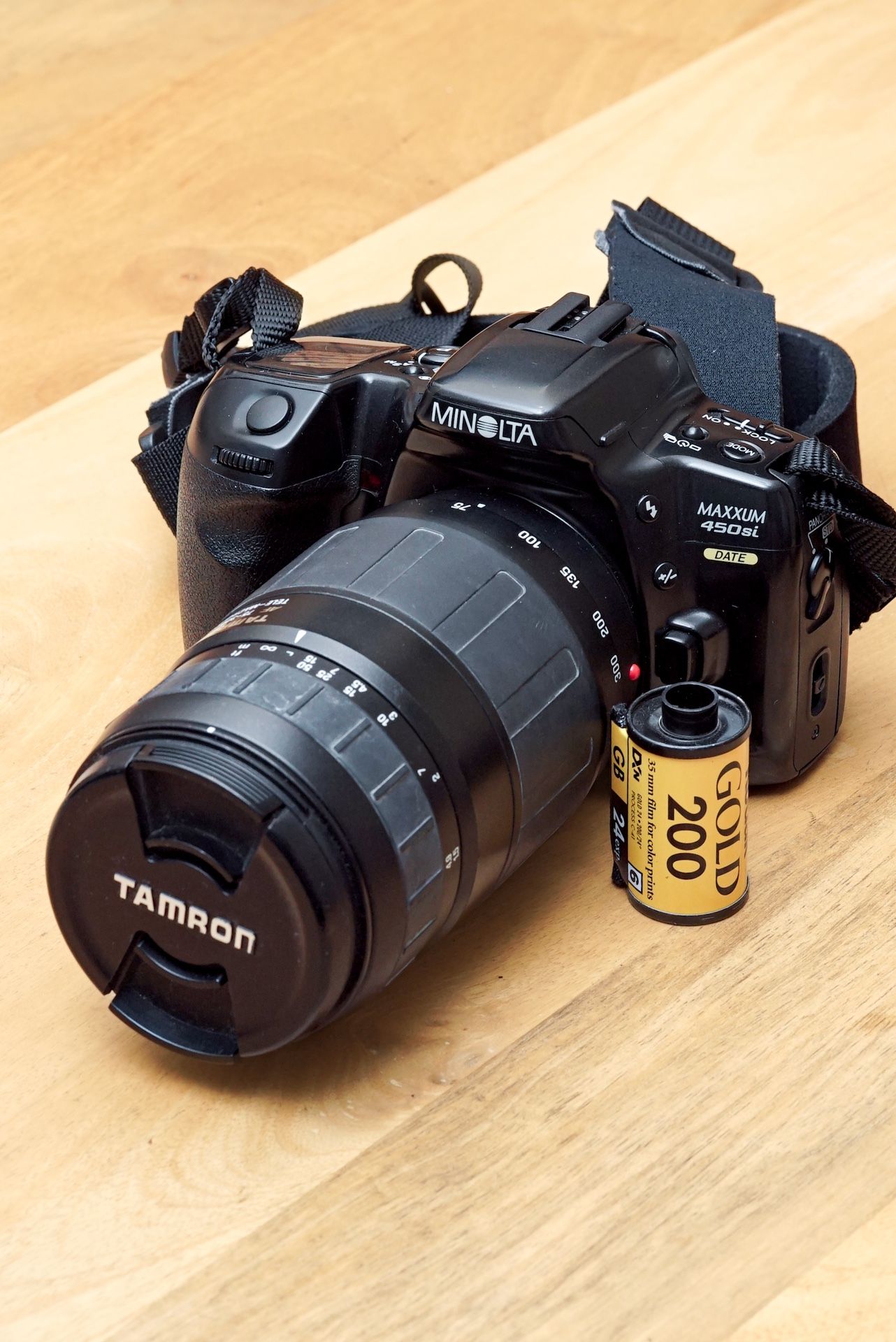 Minolta 35mm Film SLR Camera