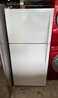 Whirlpool Top Freezer Refrigerador Top Mount With Ice Maker

