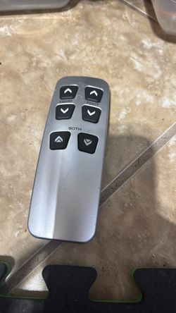 FCC ID XBE-HC10BL Bluetooth Hand Control