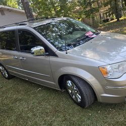 Título Limpio Town Country Limited 