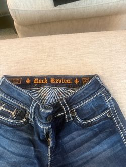 Woman’s Rock Rival capri jeans size 27