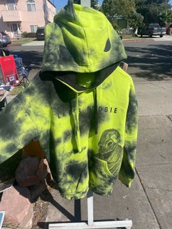 oogie boogie sweater large