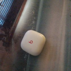 Beats Earphone Charger White 