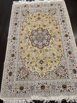 Handmade silk rug, 350 knots per SI.