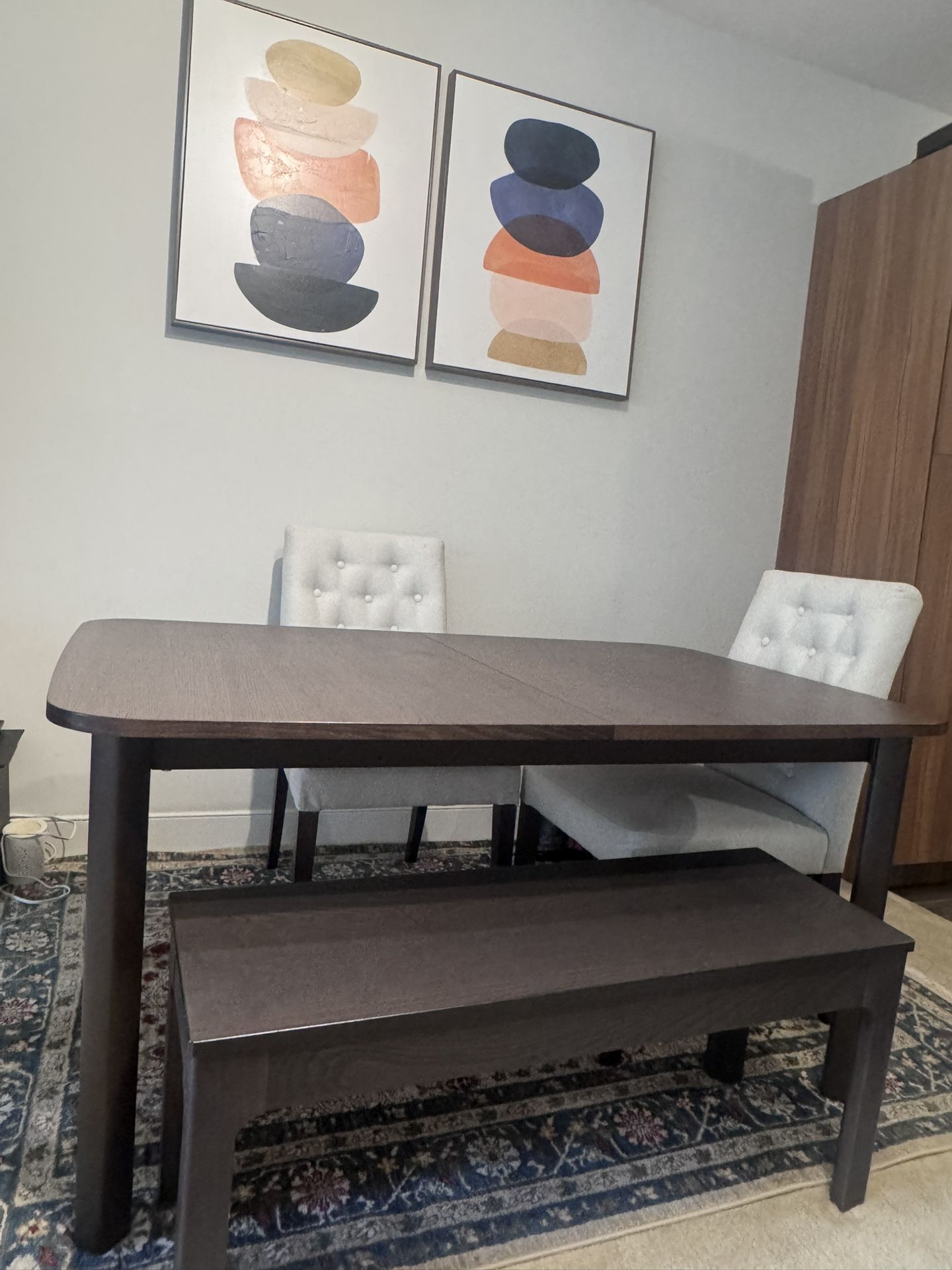 Extendable Dinning Table