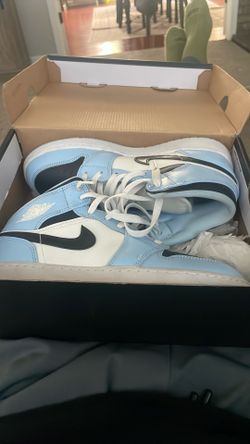 Jordan 1 Ice Blue Size 5Y
