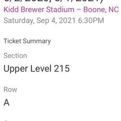 Luke Combs Tickets