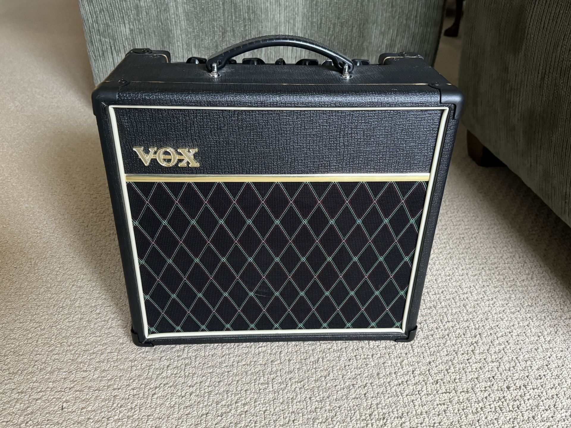 Vox V9168R Pathfinder 15R 15W amp