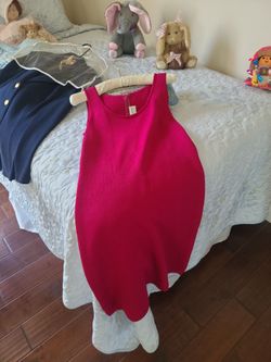 Beautiful st  John knit fushia dress size 2