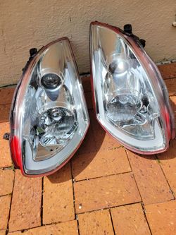 03-07 Infiniti G35 Coupe Spec-D Headlights HID Complete Pair – Clear Lenses – $300 OBO