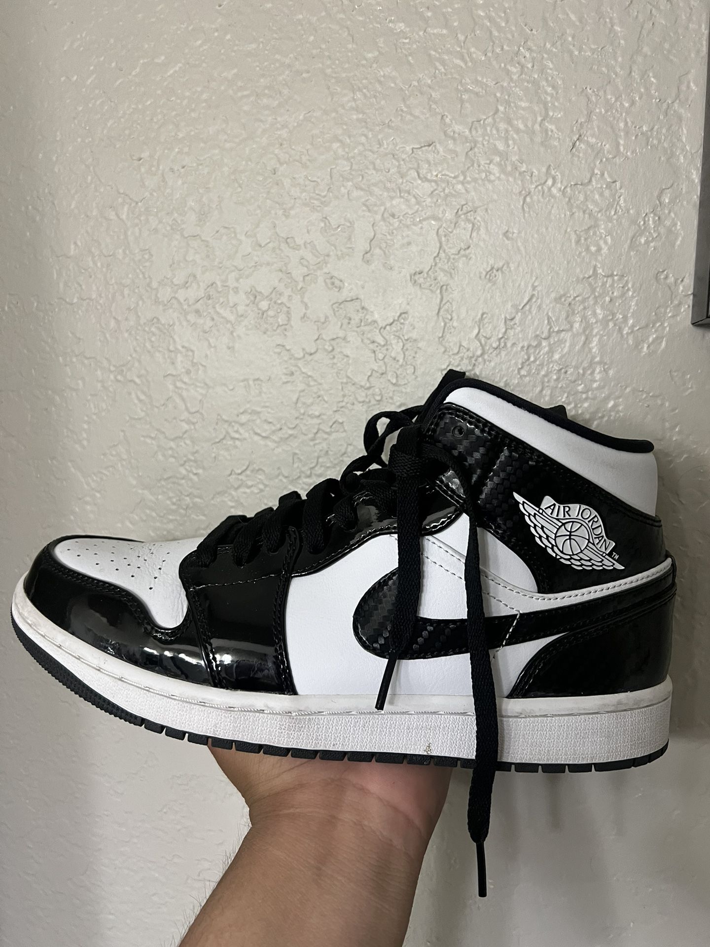 Jordan 1 Mid