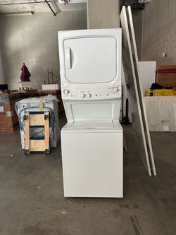 Ge gas washer and dryer.