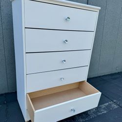 Chest 5 Drawer New