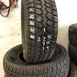 225-70-14 Snow Grove 