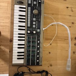 Micro KORG Analog Synth