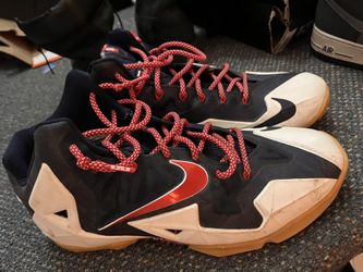 Nike Lebron XI Mens Size 13
